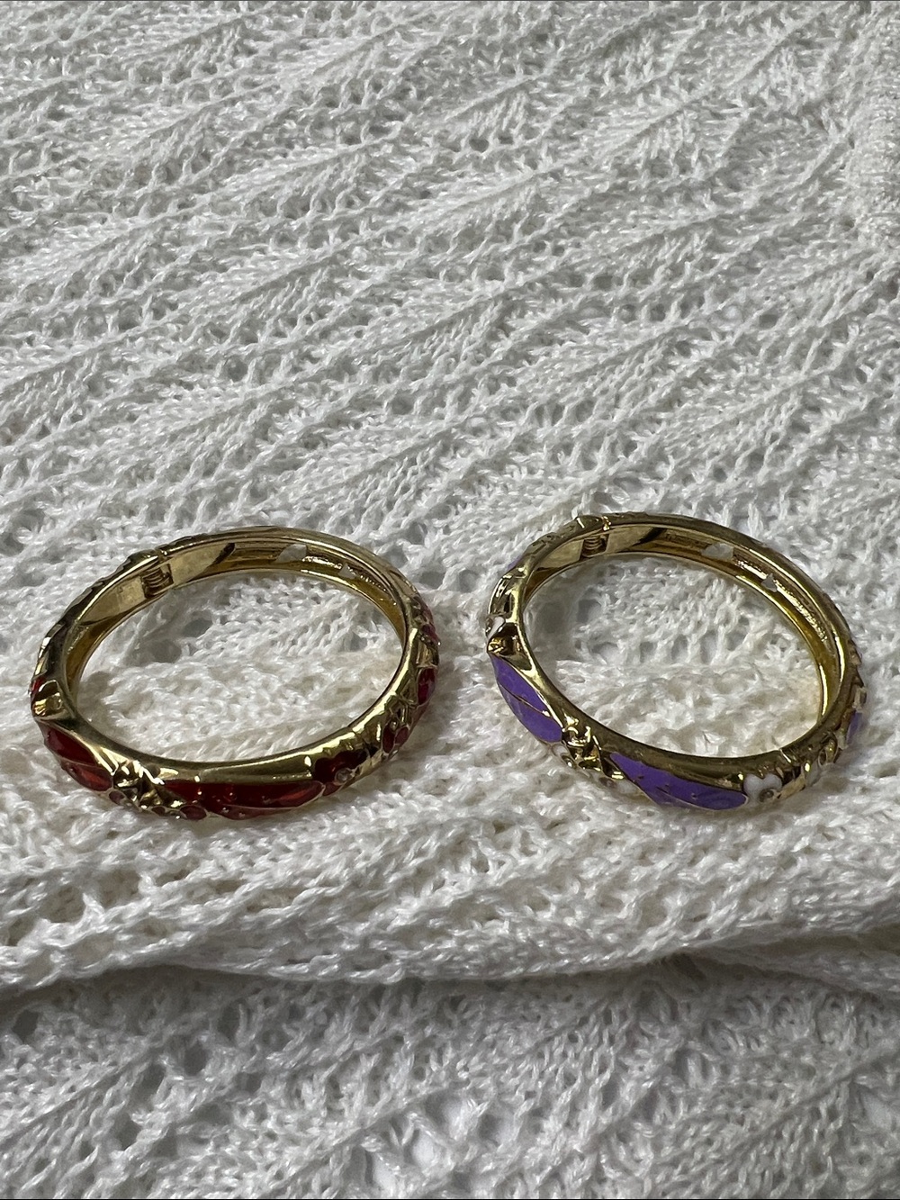 Bundle of 2 Source Unknown Kids Gold Tone Hinged Bangle bracelets butterflies 7”